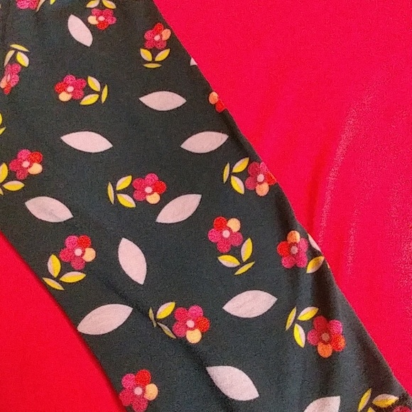 Lularoe Randy - Picture 3 of 3